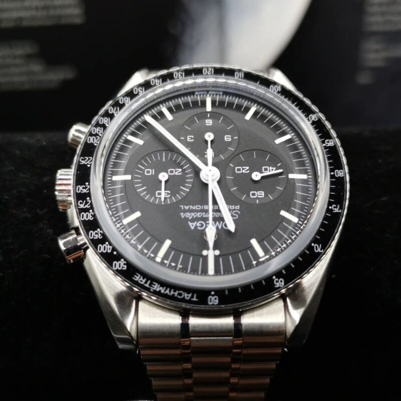 Omega Speedmaster Moonwatch 3861