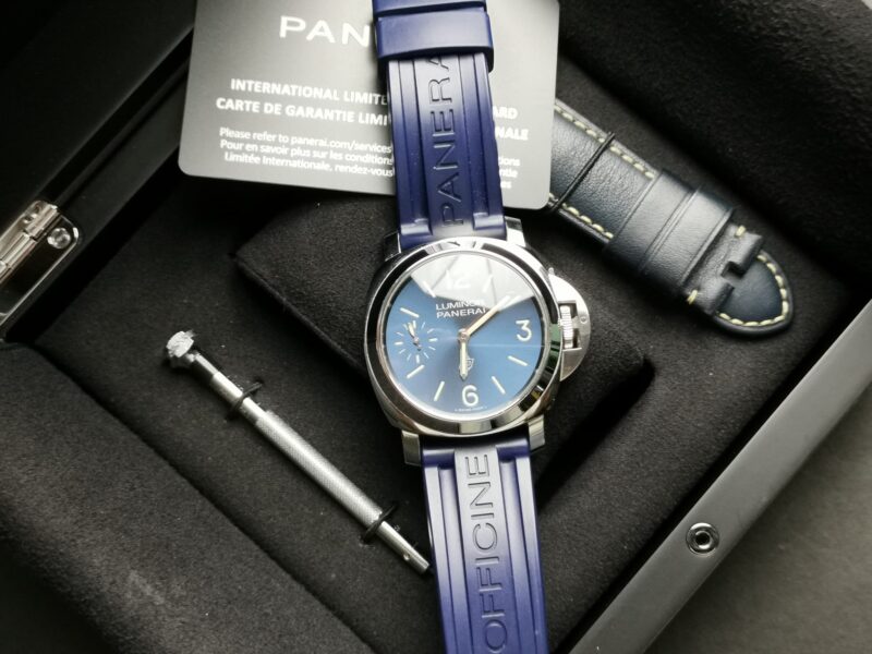 Panerai 1085 Luminor Marina Blue Sun burst Dial